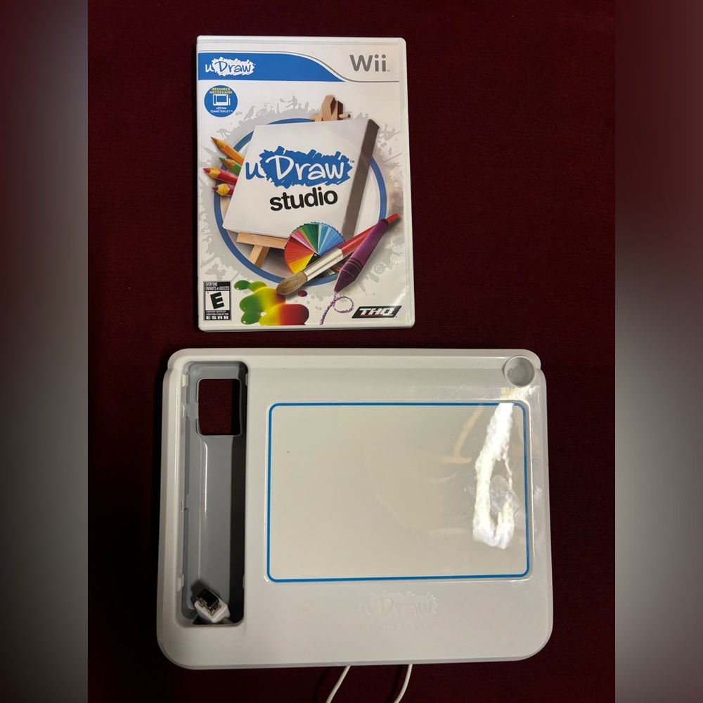 Udraw Studio Nintendo Wii USED Comes with Udraw tablet